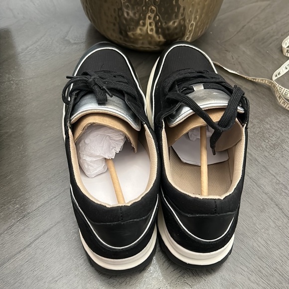 Naturalizer  Sarina Sneakers Black (WIDE) - Picture 9 of 12